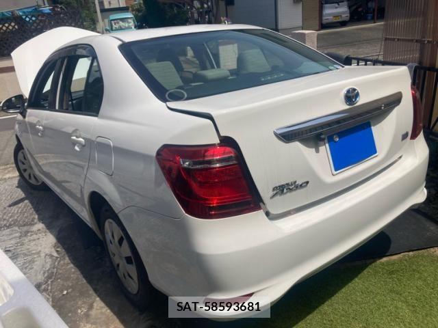 Toyota COROLLA AXIO 2015-09 7508387-2