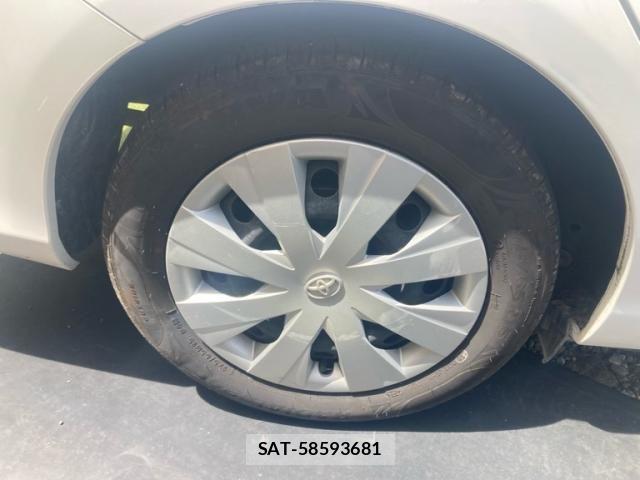 Toyota COROLLA AXIO 2015-09 7508387-5