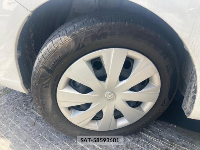 Toyota COROLLA AXIO 2015-09 7508387-7