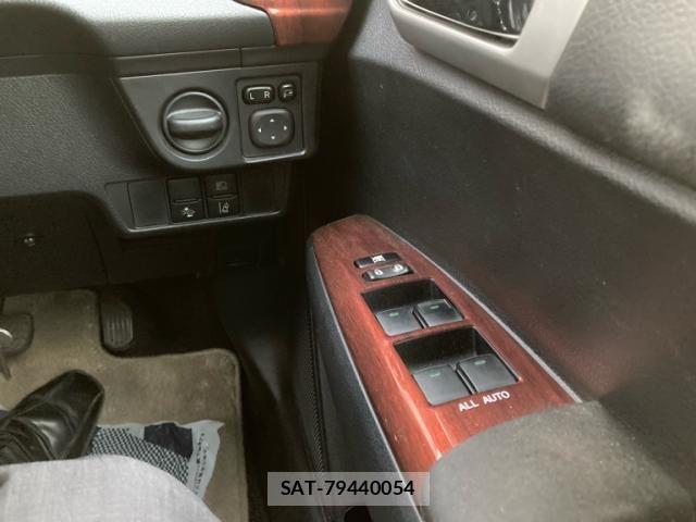 Toyota COROLLA AXIO 2015-11 7561952-15