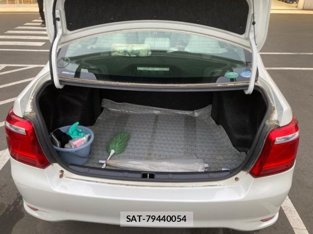 Toyota COROLLA AXIO 2015-11 7561952-19