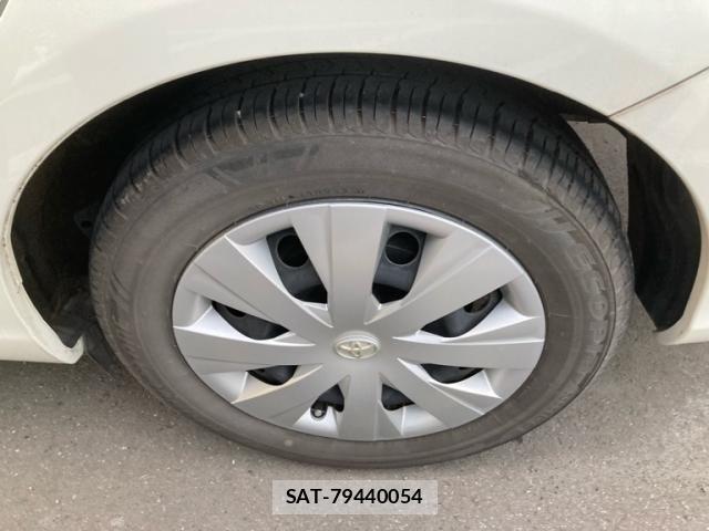 Toyota COROLLA AXIO 2015-11 7561952-3