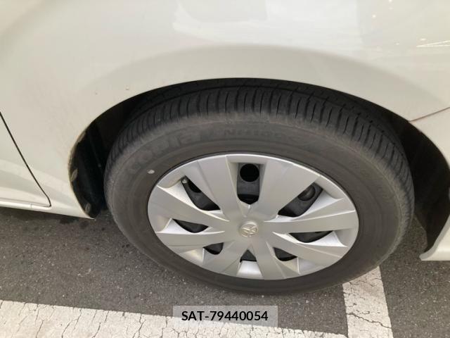 Toyota COROLLA AXIO 2015-11 7561952-4