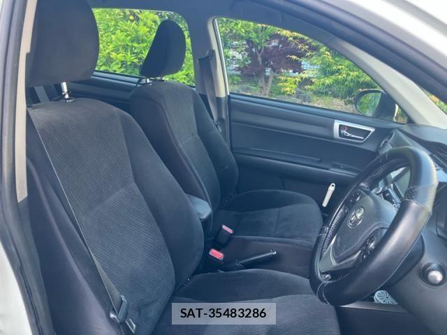 Toyota COROLLA AXIO 2014-10 7615582-13