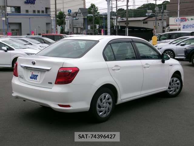 Toyota COROLLA AXIO 2020-09 7902421-3