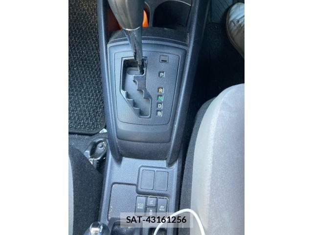 Toyota COROLLA AXIO 2017-03 7978814-17