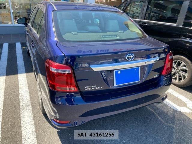 Toyota COROLLA AXIO 2017-03 7978814-6