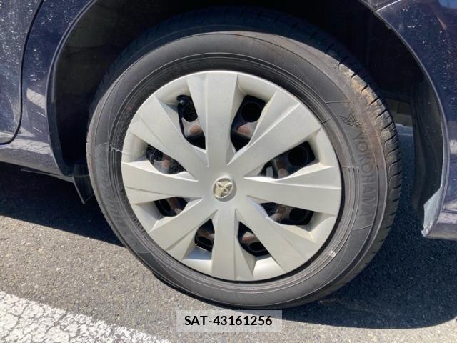 Toyota COROLLA AXIO 2017-03 7978814-7