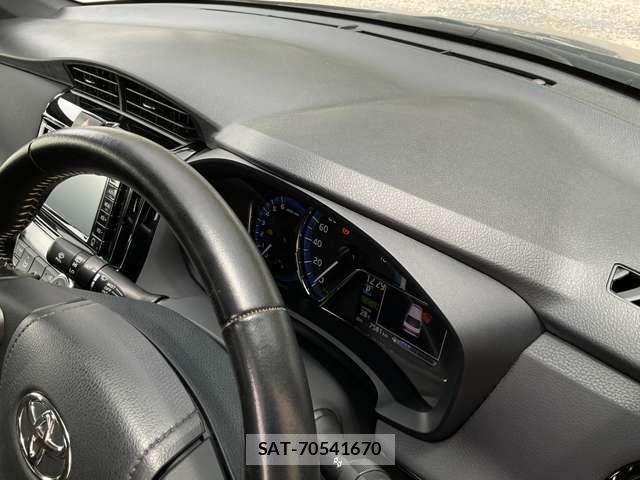 Toyota COROLLA AXIO 2018-01 8073279-15