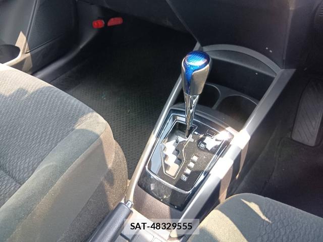 Toyota COROLLA AXIO 2019-04 8282304-5