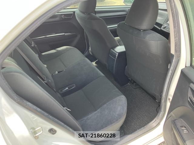 Toyota COROLLA AXIO 2019-03 8282296-2