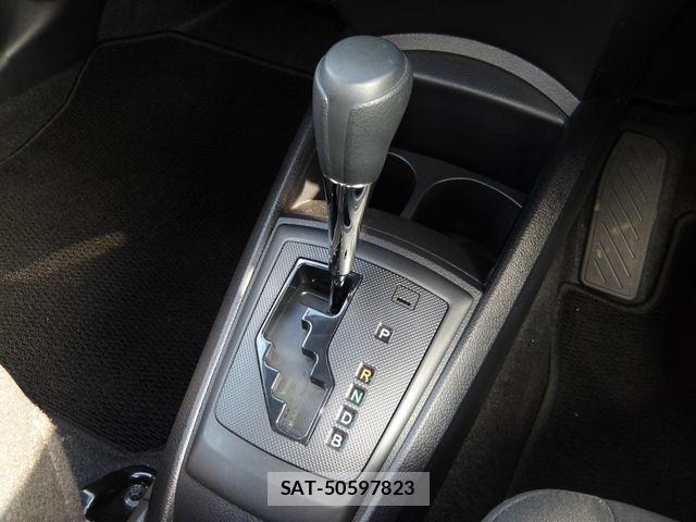 Toyota COROLLA AXIO 2023-06 8313743-10