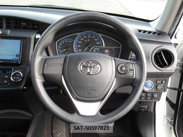 Toyota COROLLA AXIO 2023-06 8313743-13