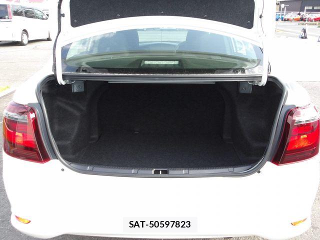 Toyota COROLLA AXIO 2023-06 8313743-19
