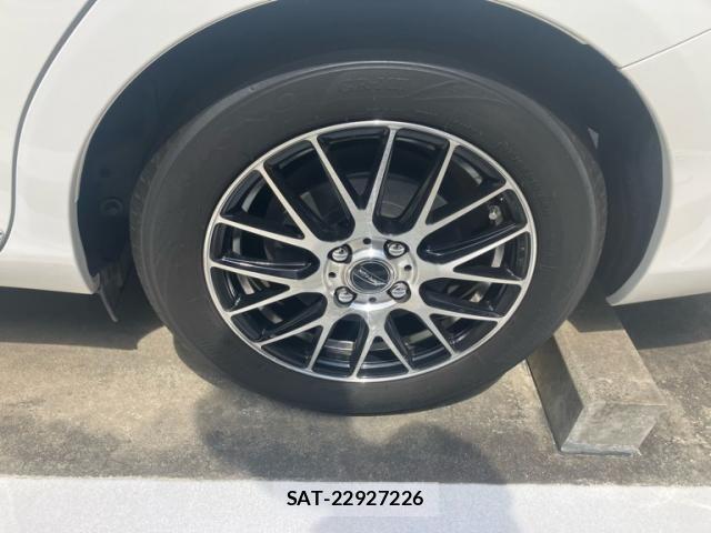 Toyota COROLLA AXIO 2013-12 8313744-8