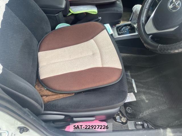 Toyota COROLLA AXIO 2013-12 8313744-13
