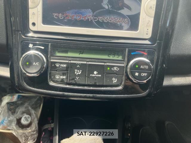 Toyota COROLLA AXIO 2013-12 8313744-24