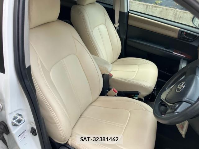 Toyota COROLLA AXIO 2014-04 8335261-12
