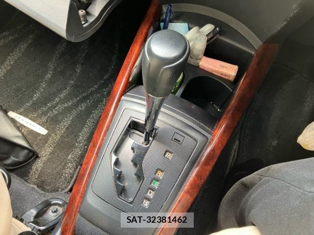 Toyota COROLLA AXIO 2014-04 8335261-17