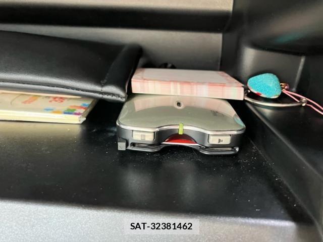 Toyota COROLLA AXIO 2014-04 8335261-19