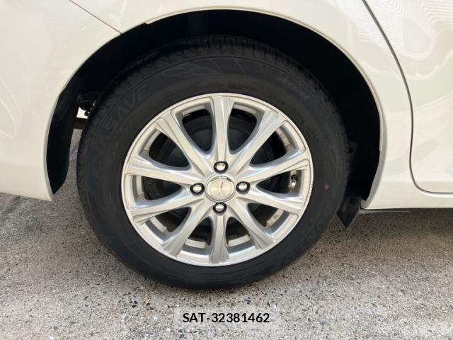 Toyota COROLLA AXIO 2014-04 8335261-7