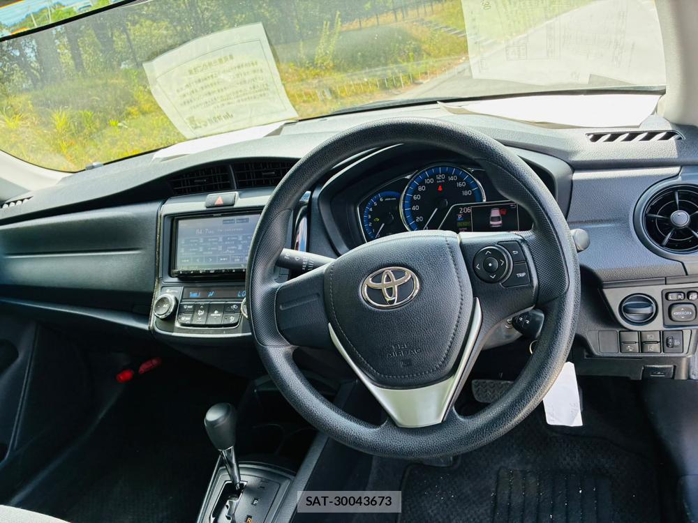 Toyota COROLLA AXIO 2019-06 8240830-14
