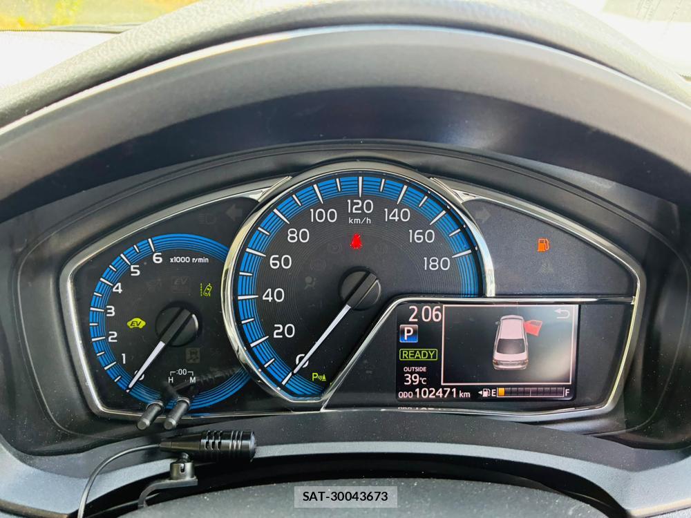 Toyota COROLLA AXIO 2019-06 8240830-15