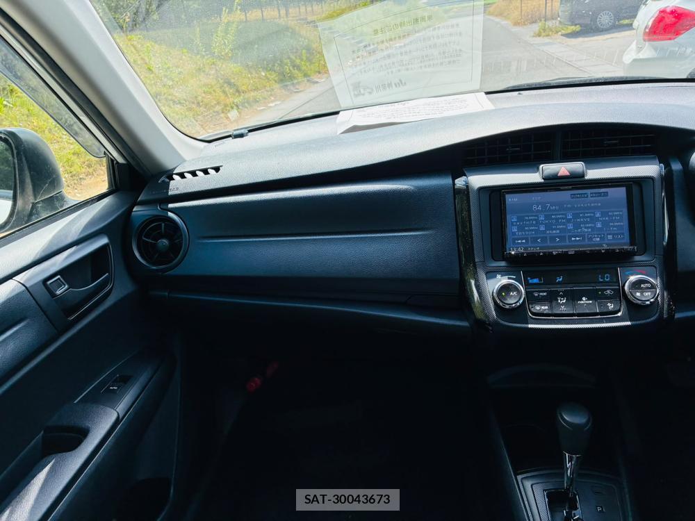 Toyota COROLLA AXIO 2019-06 8240830-17