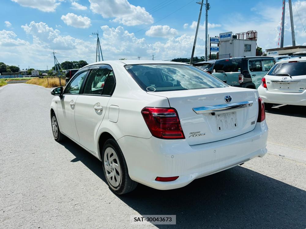 Toyota COROLLA AXIO 2019-06 8240830-2