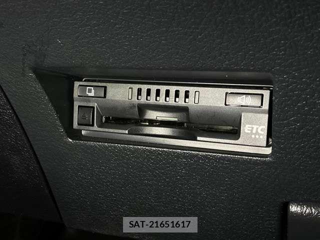 Toyota COROLLA AXIO 2017-12 8524091-18