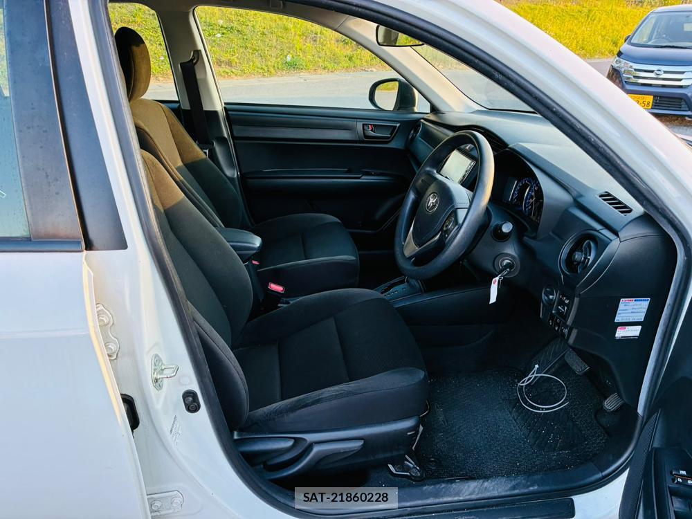 Toyota COROLLA AXIO 2019-03 8282296-11