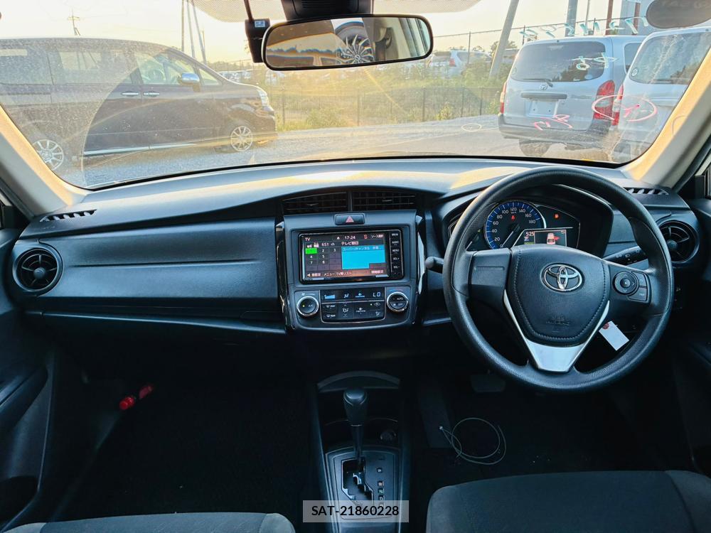 Toyota COROLLA AXIO 2019-03 8282296-12