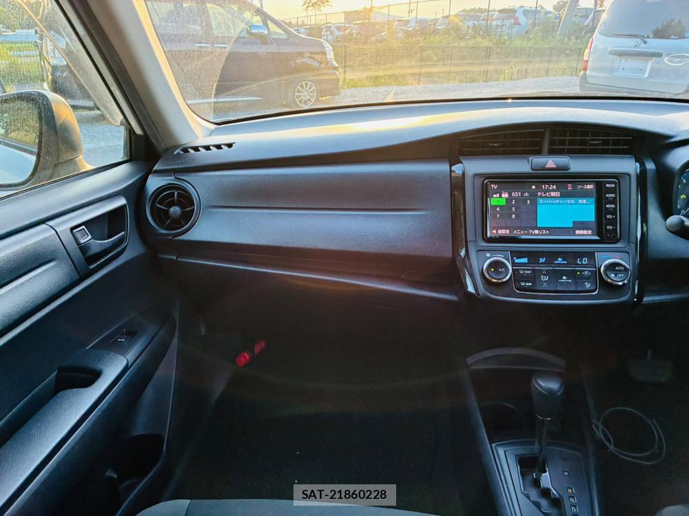 Toyota COROLLA AXIO 2019-03 8282296-16
