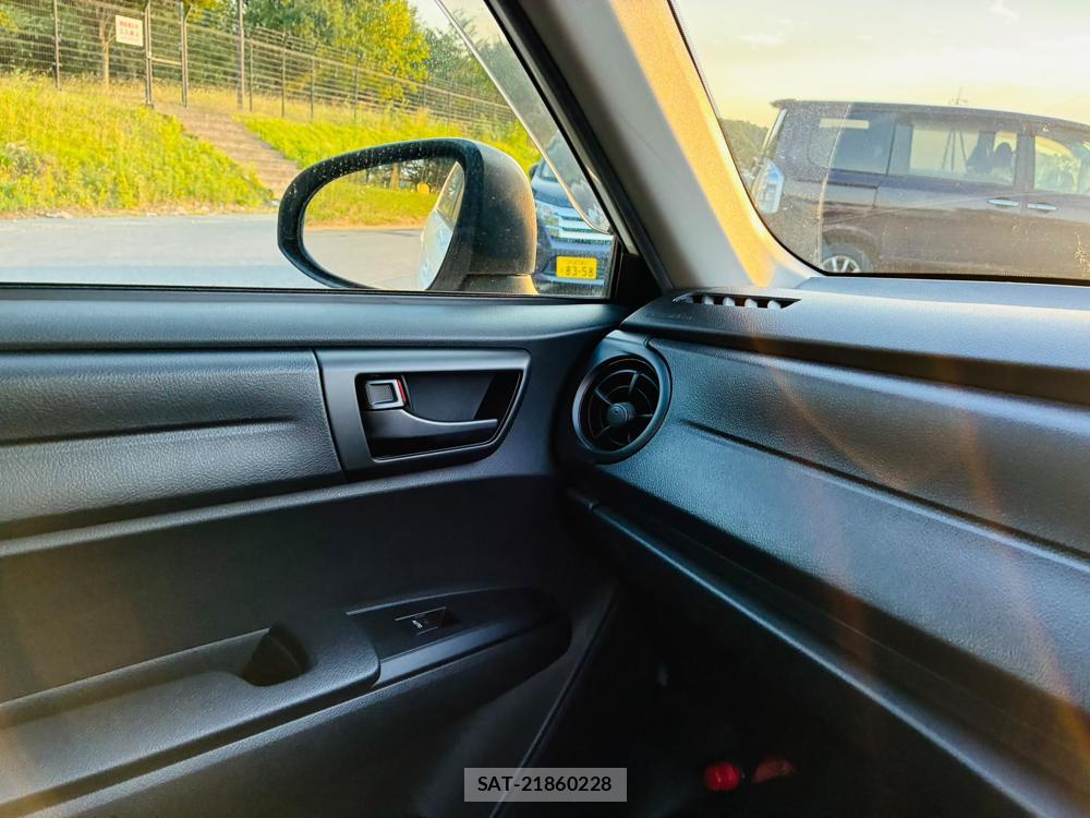 Toyota COROLLA AXIO 2019-03 8282296-21