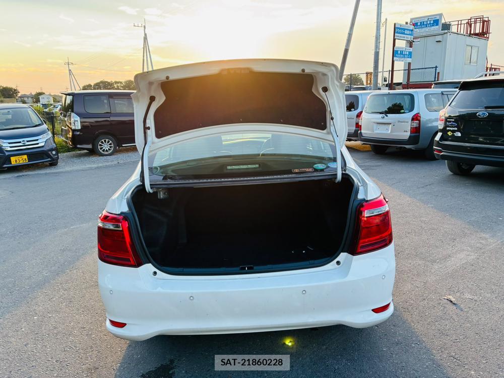 Toyota COROLLA AXIO 2019-03 8282296-23