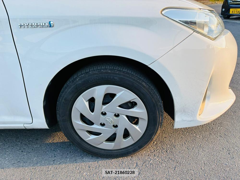 Toyota COROLLA AXIO 2019-03 8282296-25