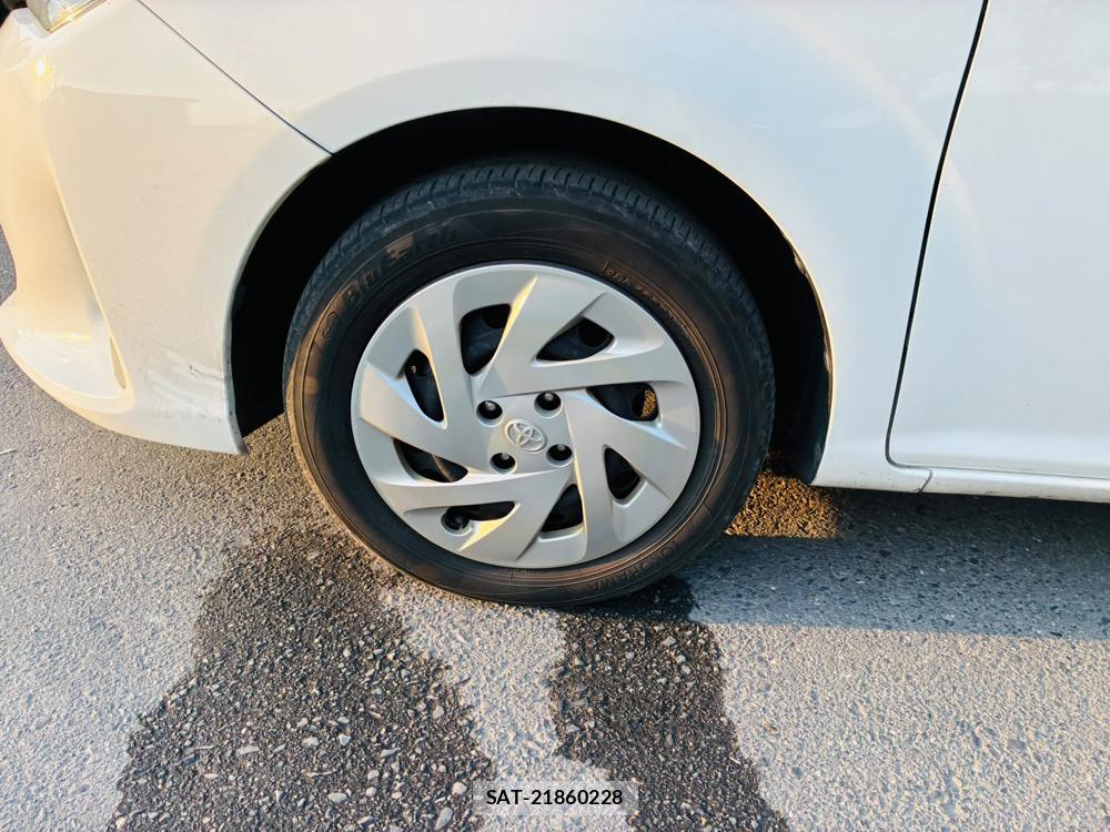 Toyota COROLLA AXIO 2019-03 8282296-26