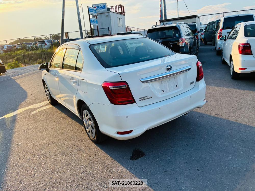 Toyota COROLLA AXIO 2019-03 8282296-2