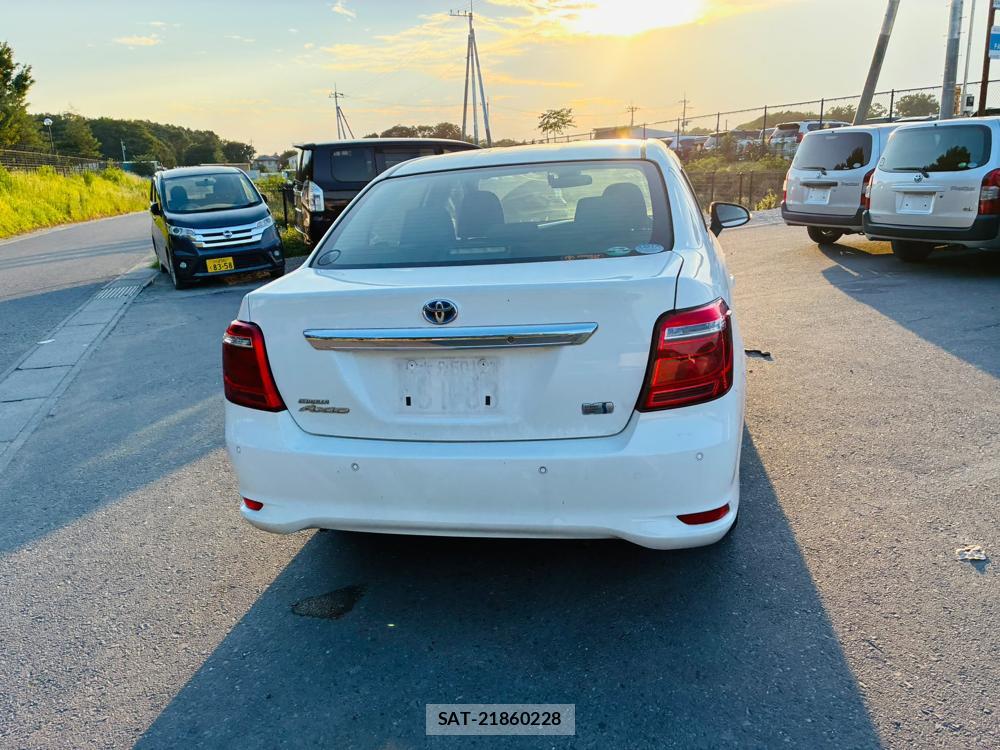 Toyota COROLLA AXIO 2019-03 8282296-3