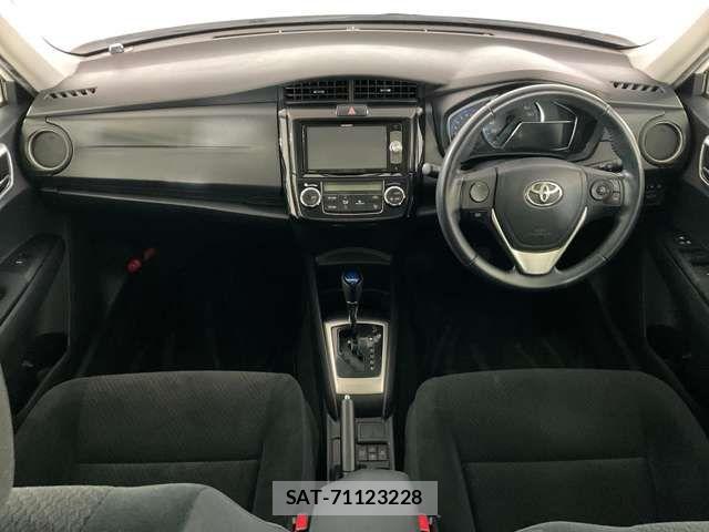 Toyota COROLLA AXIO 2014-11 8626194-1