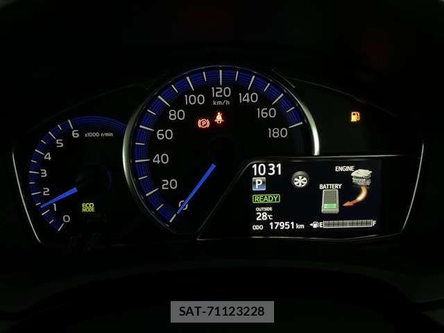 Toyota COROLLA AXIO 2014-11 8626194-2