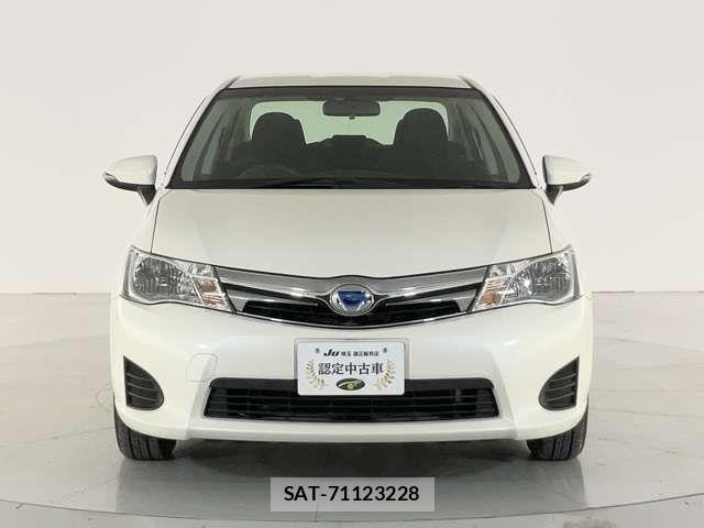Toyota COROLLA AXIO 2014-11 8626194-5