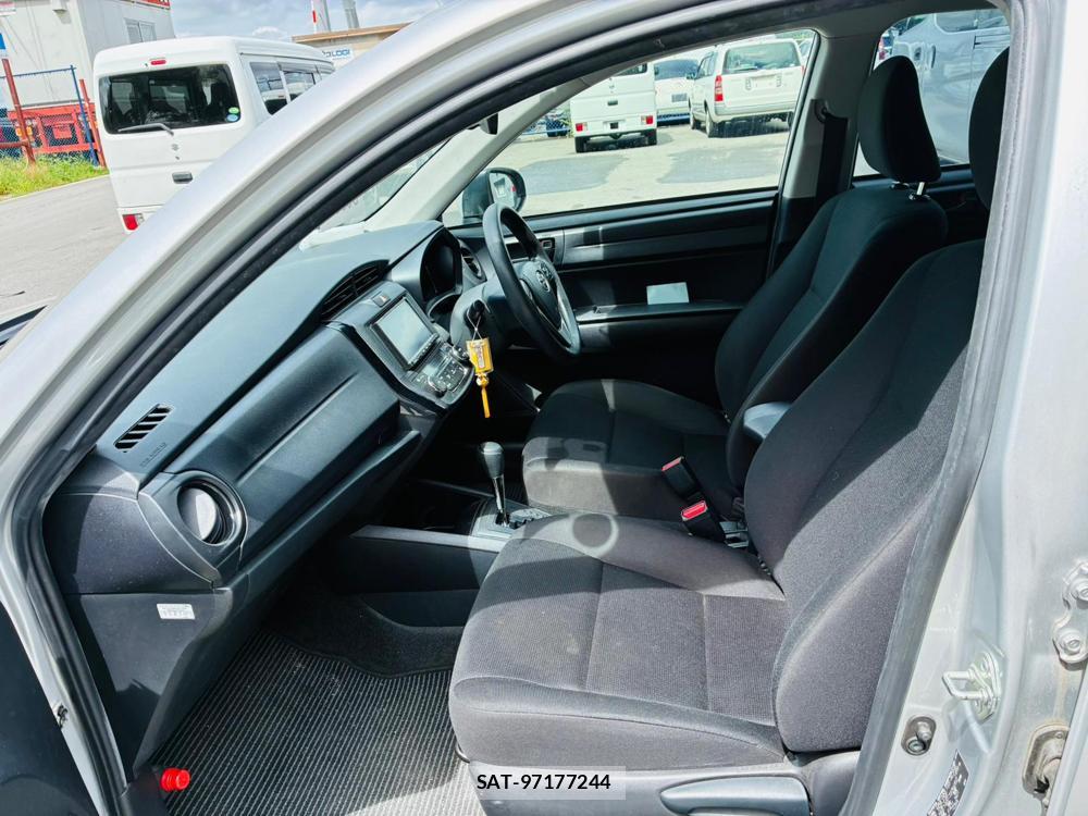 Toyota COROLLA AXIO 2020-09 8673690-10