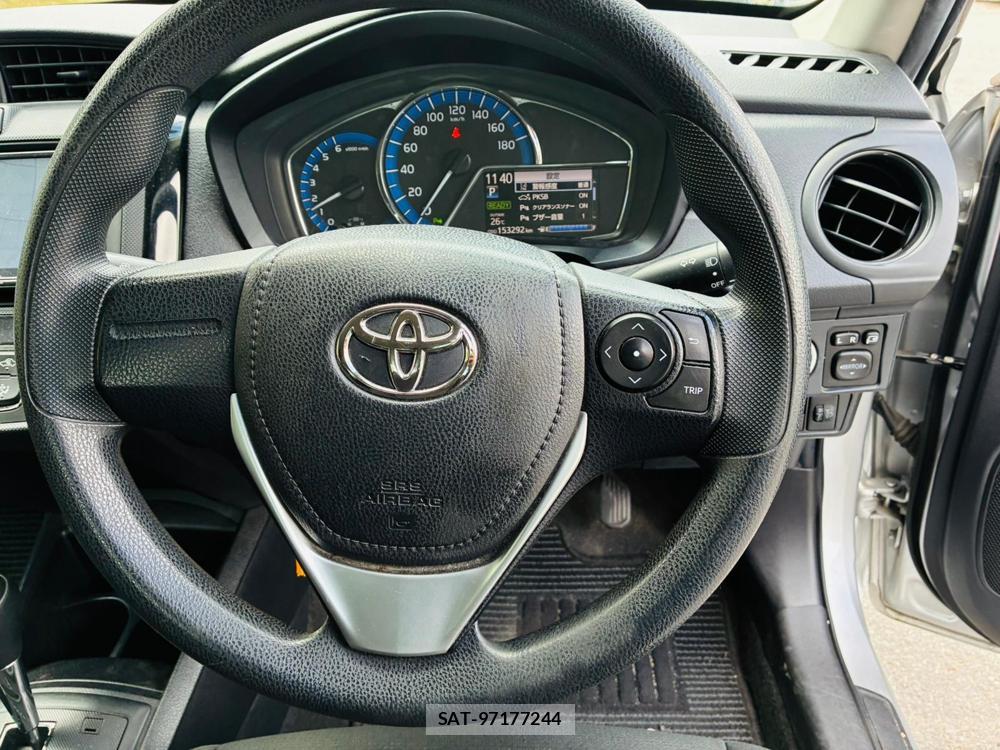 Toyota COROLLA AXIO 2020-09 8673690-14