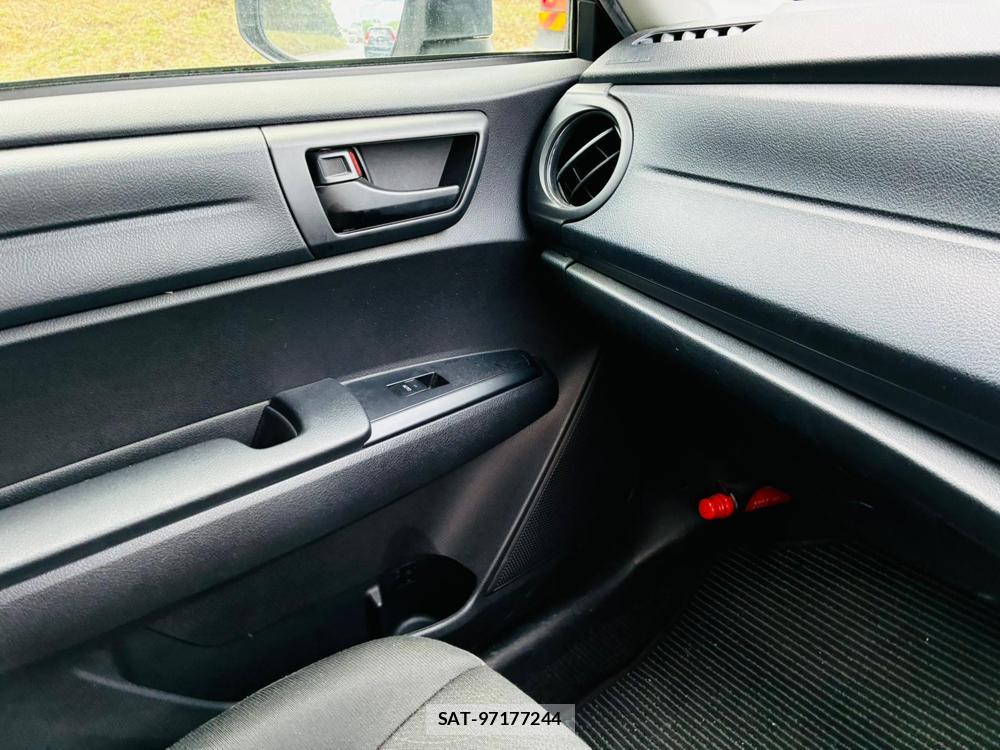 Toyota COROLLA AXIO 2020-09 8673690-23
