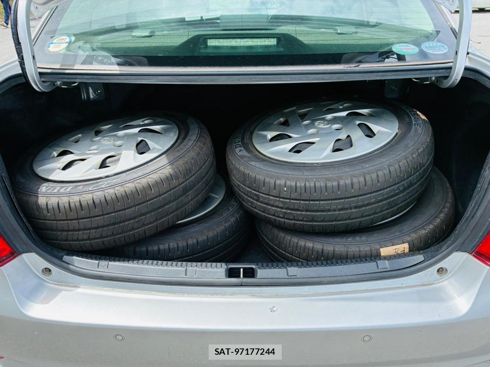 Toyota COROLLA AXIO 2020-09 8673690-24