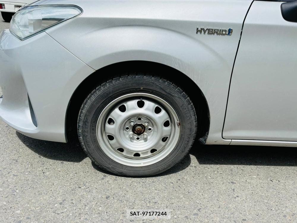 Toyota COROLLA AXIO 2020-09 8673690-28