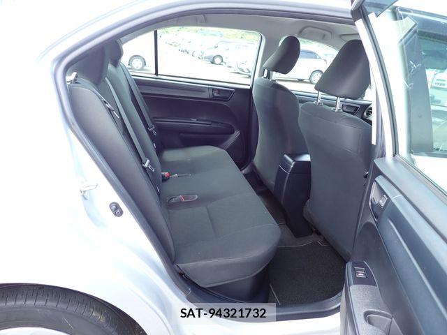 Toyota COROLLA AXIO 2022-06 8779769-15