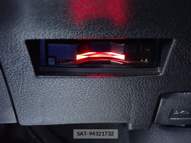 Toyota COROLLA AXIO 2022-06 8779769-8