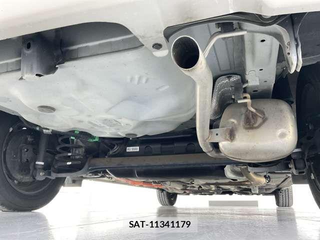 Toyota COROLLA AXIO 2014-07 8828275-9